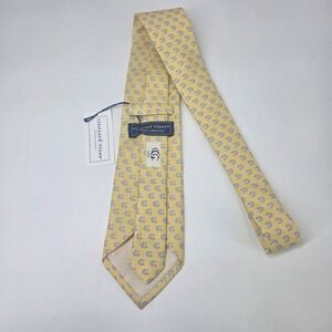 VINEYARD VINES X GREENWICH COUNTRY CLUB GOLF TIE YELLOW AOP RARE! NEW! SILK USA